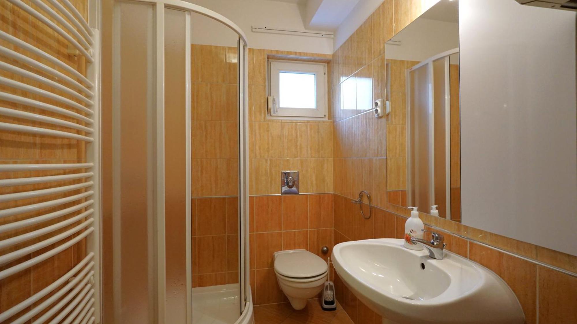 Yellow Sun Apartman شيوفوك المظهر الخارجي الصورة
