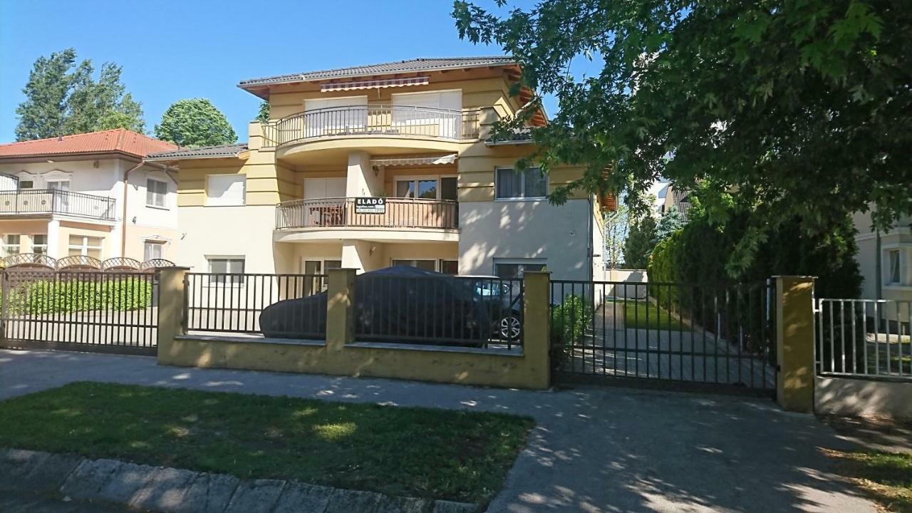 Yellow Sun Apartman شيوفوك المظهر الخارجي الصورة